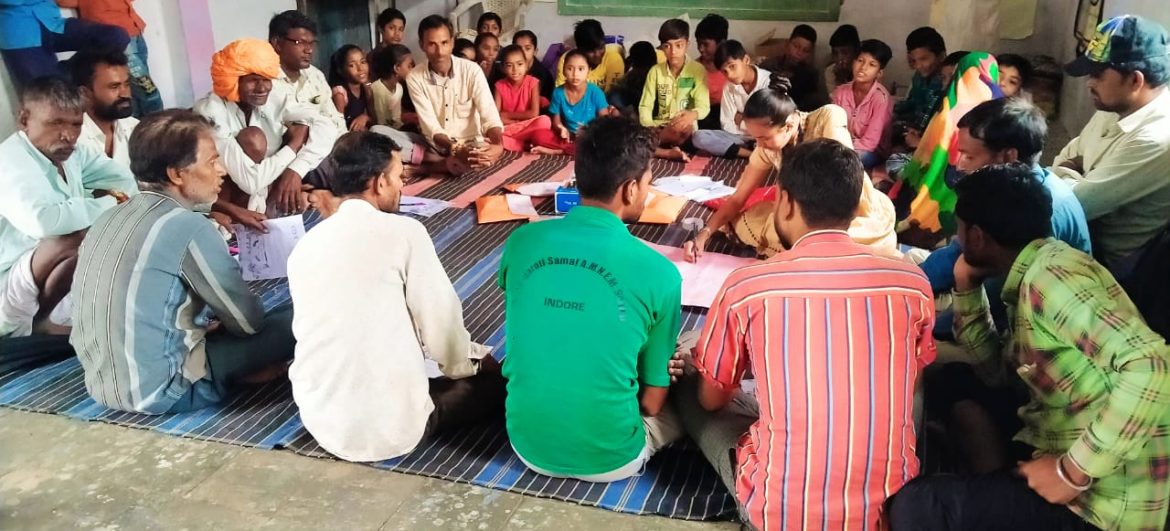 Meri Gaon Mera Dunia